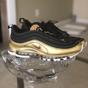 Men’s Nike Air Max 97 sneakers. Like new